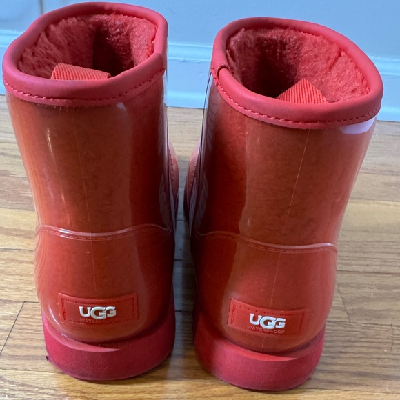 UGG Classic Red Clear Mini Fleece-Lined Boots 10 - Picture 4 of 7